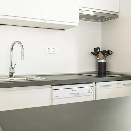 Holidays, Tripp, 1 Dormitorio, 4 Personas, Terraza Sierra Nevada