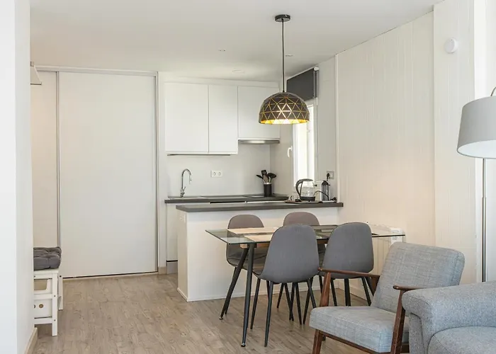 Holidays, Tripp, 1 Dormitorio, 4 Personas, Terraza *