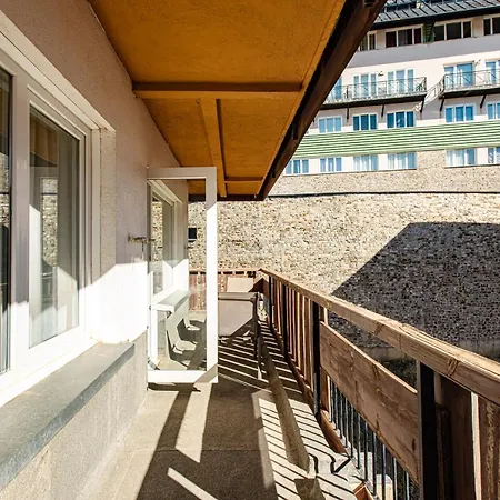 Holidays, Tripp, 1 Dormitorio, 4 Personas, Terraza Sierra Nevada